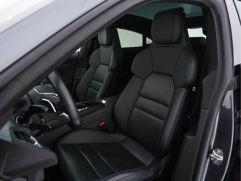 Audi e-tron GT 93 kWh Quattro [ 3-Fase ] {SOH-93%} (INCL-BTW) *PANO | FULL-LED | LUXURY-LEATHER | AUDI-SOUNDSYSTEM | DIGI-COCKPIT | NAVI-FULLMAP | HEATED-SPORTSEATS | TOP-VIEW | DAB | KEYLESS | LANE-ASSIST | SHIFT-PADDLES | PRIVACY-GLASS | 20