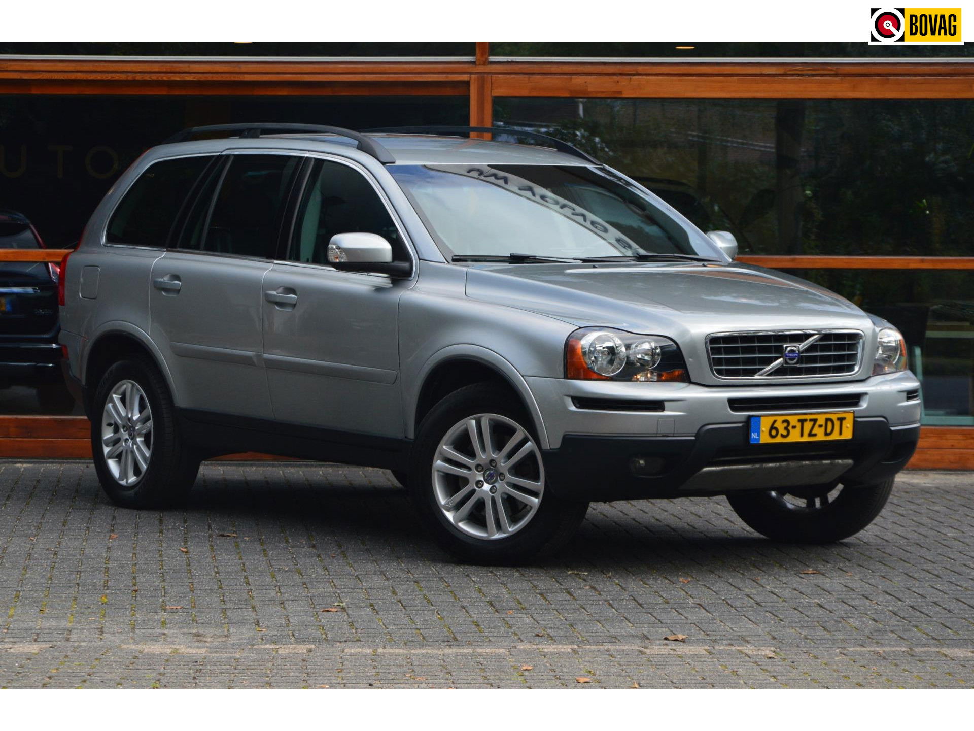 Volvo XC90 3.2 | Stoelverwarming | Achteruitrij Camera | High performance audio | Cruise Control |