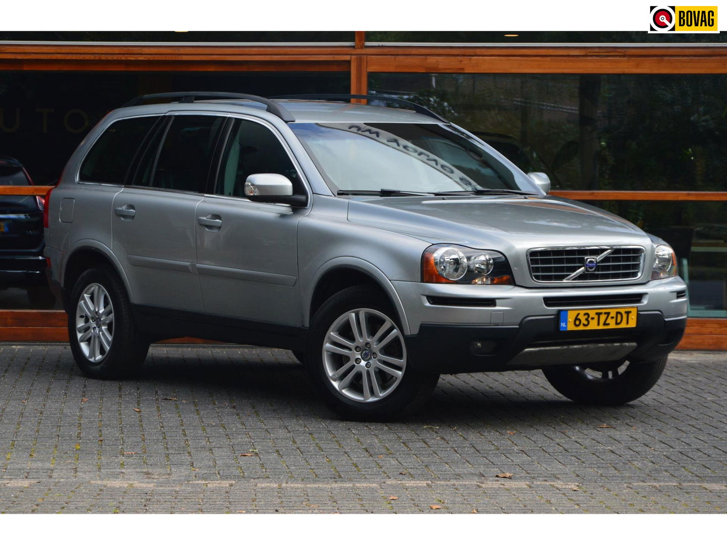 Volvo XC90 3.2 | Stoelverwarming | Achteruitrij Camera | High performance audio | Cruise Control |