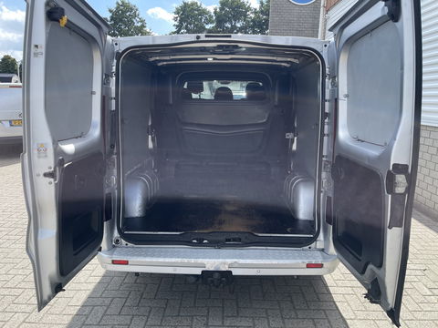 Fiat Talento 2.0 MultiJet 145pk L2H1 Business Pro DC 5 persoons / vaste prijs rijklaar € 20.950 ex btw / lease vanaf € 342 / euro 6 diesel / bpm vrij / airco / cruise / camera / trekhaak !
