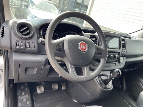 Fiat Talento 2.0 MultiJet 145pk L2H1 Business Pro DC 5 persoons / vaste prijs rijklaar € 20.950 ex btw / lease vanaf € 342 / euro 6 diesel / bpm vrij / airco / cruise / camera / trekhaak !
