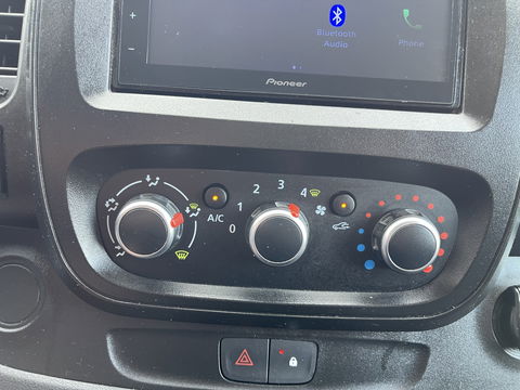 Fiat Talento 2.0 MultiJet 145pk L2H1 Business Pro DC 5 persoons / vaste prijs rijklaar € 20.950 ex btw / lease vanaf € 342 / euro 6 diesel / bpm vrij / airco / cruise / camera / trekhaak !