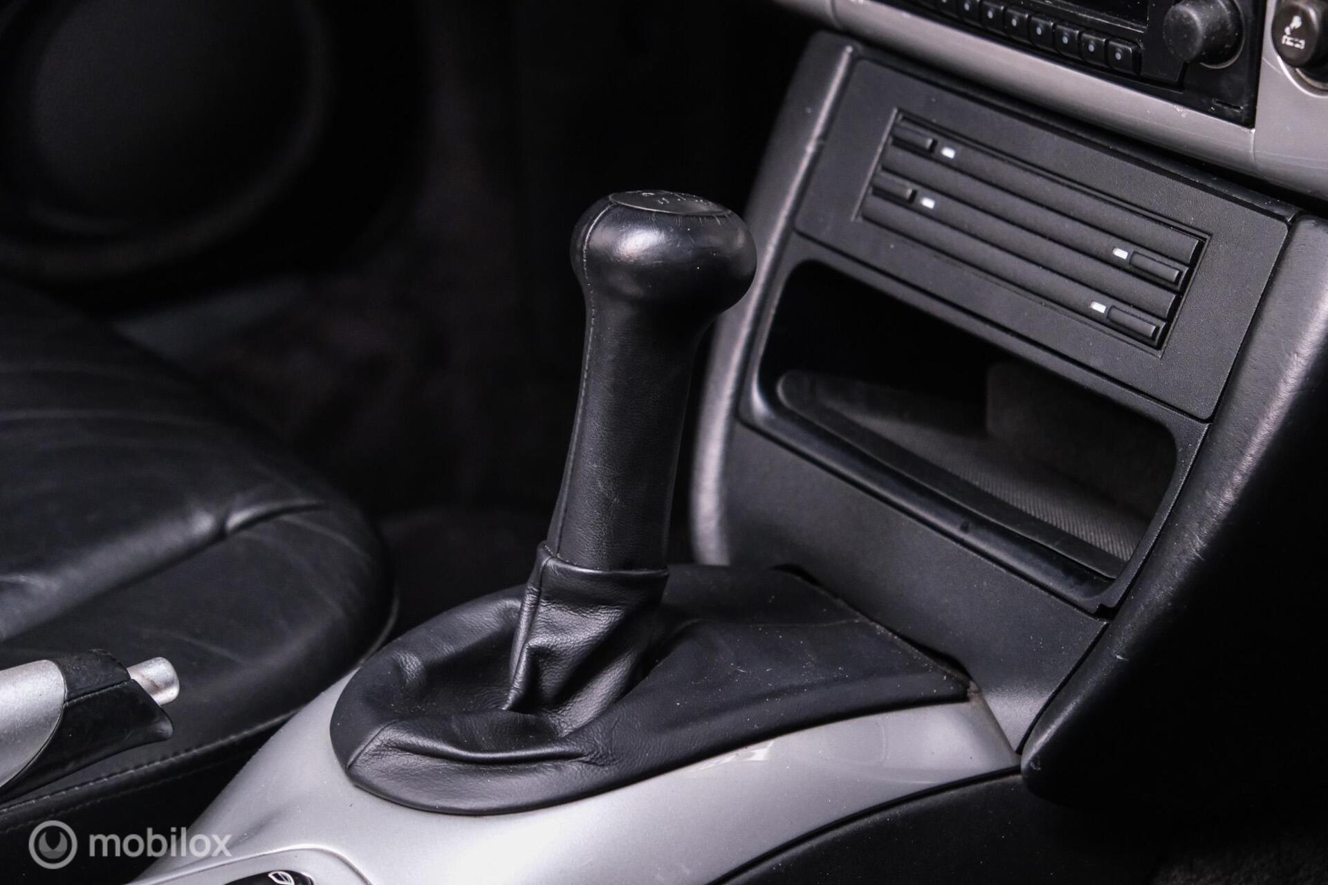 Porsche Boxster 2.5 Handgeschakeld | Nieuwe koppeling + dak | Climate control | Cruise | Facelift lampen | Rijklaar |