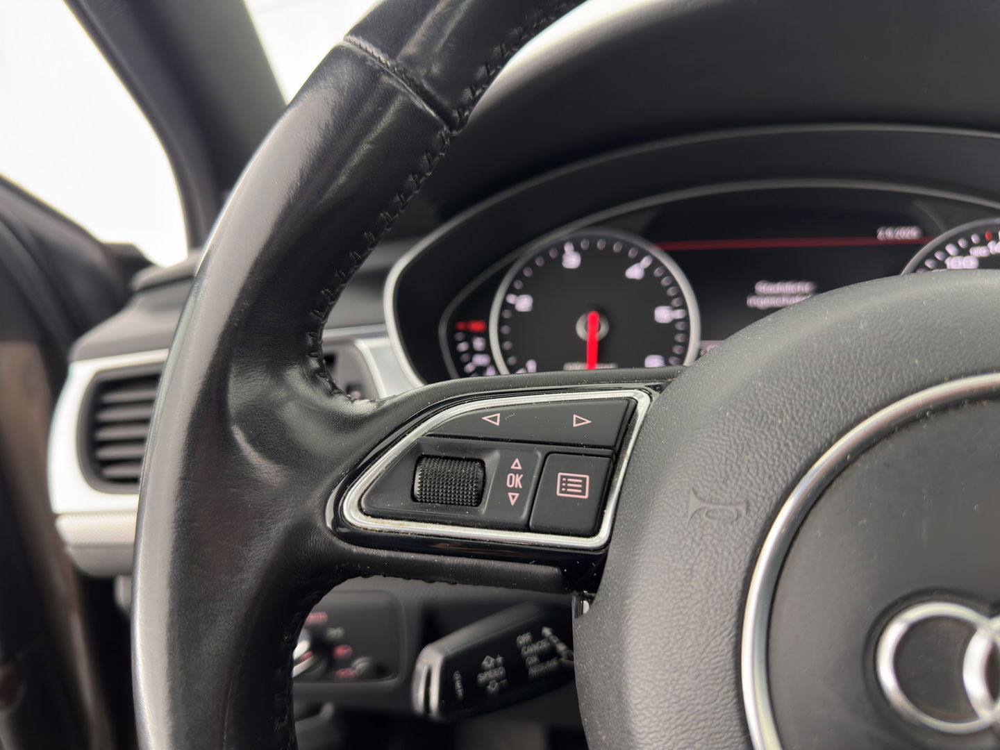 Audi A6 Allroad Quattro 3.0 TDI Aut. *PANO | LUXURY-LEATHER | BI-XENON | BOSE-SURROUND-SYSTEM | NAVI-FULLMAP | HEATED-COMFORTSEATS | ECC | AIRSUSPENSION | PDC | CRUISE | 18''ALU*