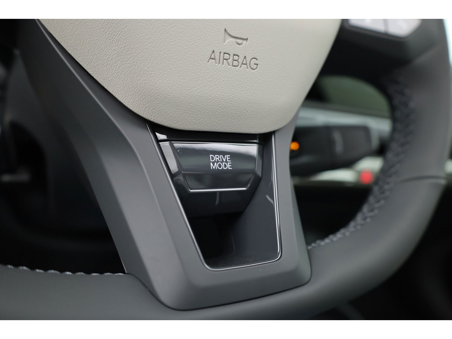 Kia EV3 GT-Line 81.4 kWh | Pano | HUD | Stoelventi. | Harman Kardon | 360cam | Vehicle-to-load