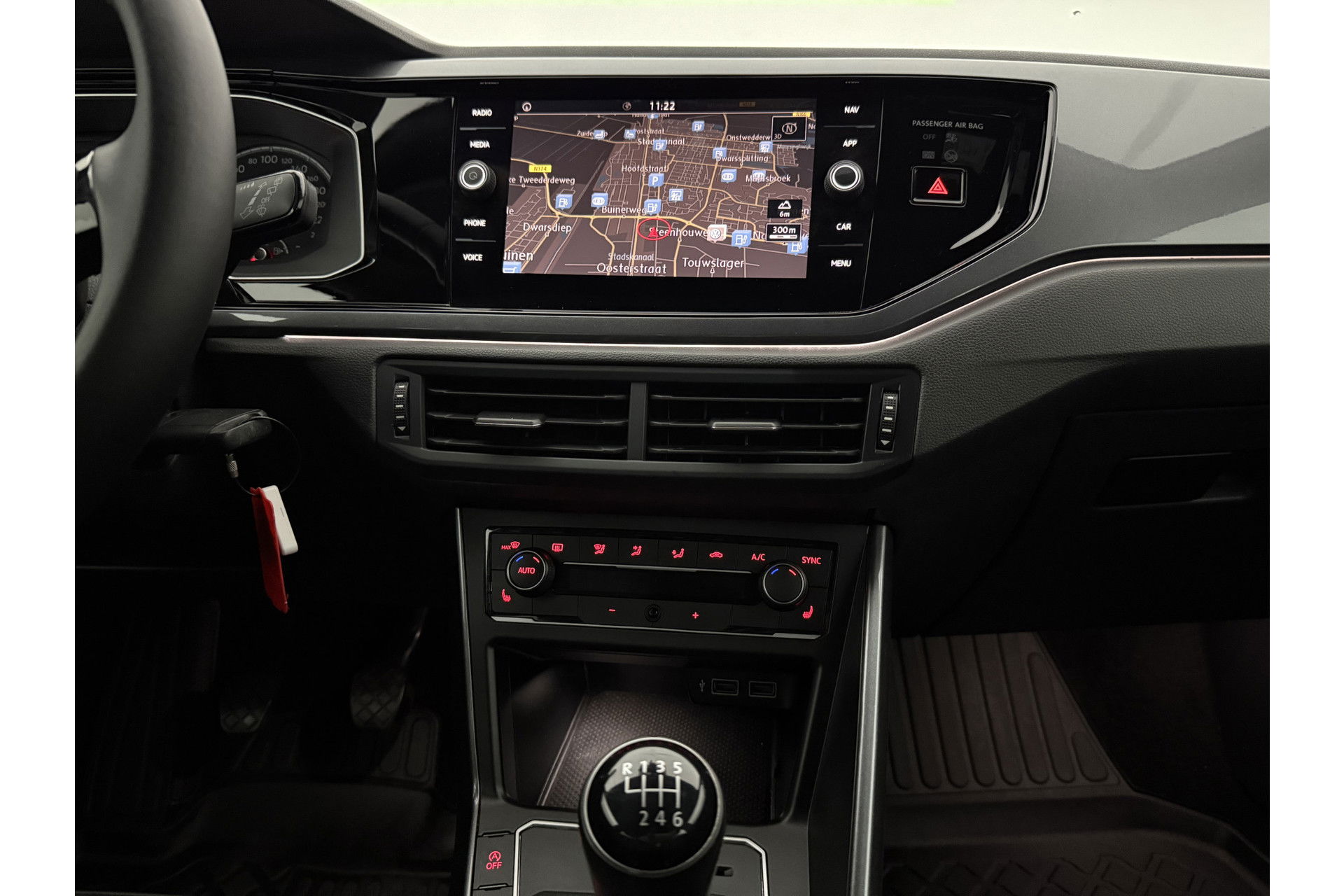 Volkswagen Polo 1.0 TSI R-line LED Carplay ACC Clima Navi PDC 17"LMV