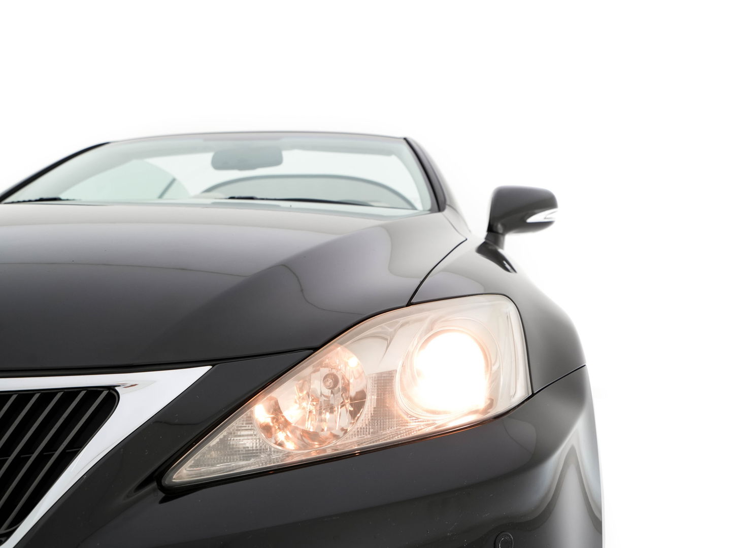 Lexus IS Cabriolet 250C Luxury AUT. * LUXURY-LEATHER | NAVI-FULLMAP | KEYLESS | PDC | SHIFT-PADDLES | CRUISE | ECC | HEATED-SEATS | CAMERA | AIRSCARF | 18''ALU *