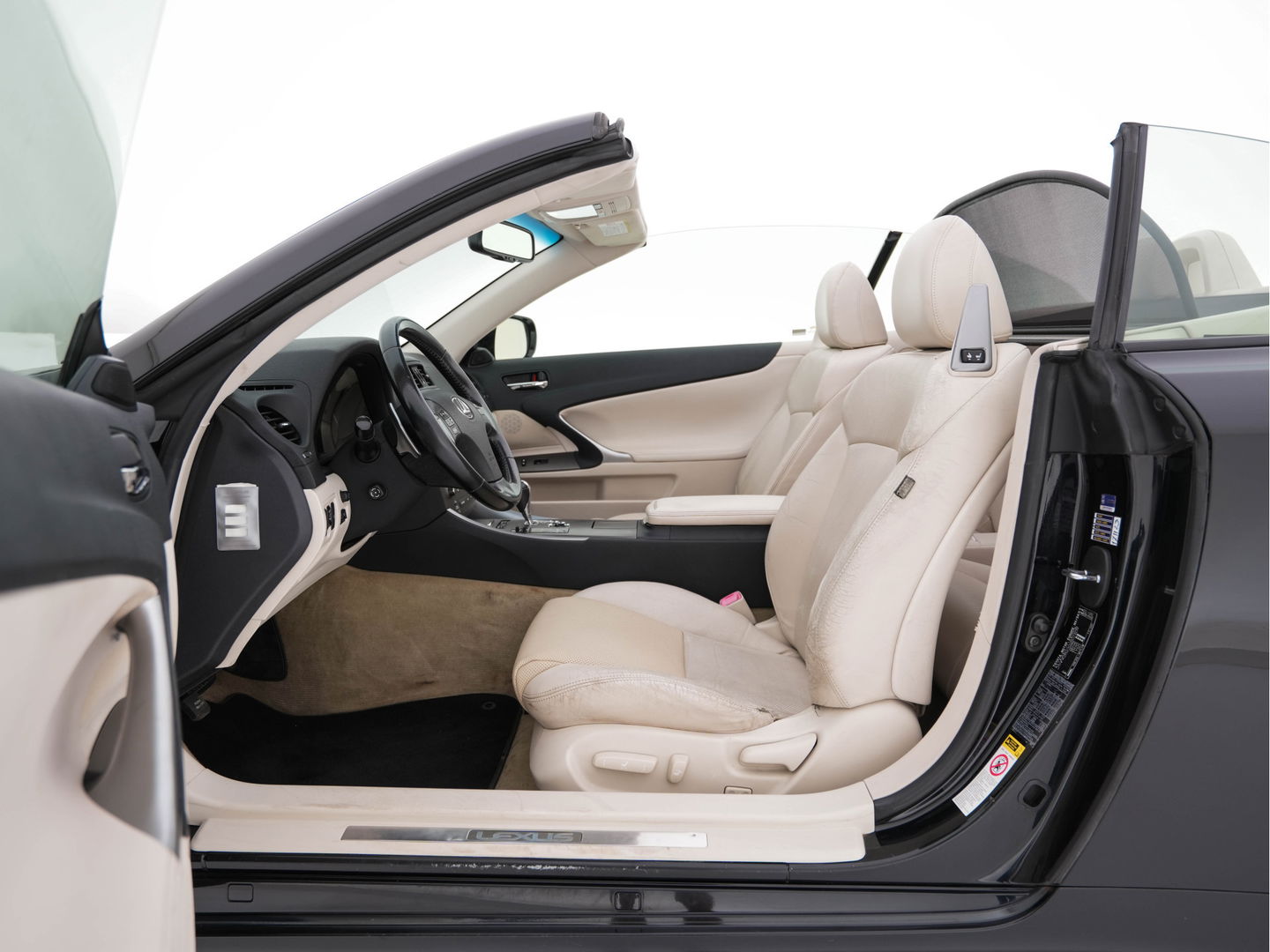 Lexus IS Cabriolet 250C Luxury AUT. * LUXURY-LEATHER | NAVI-FULLMAP | KEYLESS | PDC | SHIFT-PADDLES | CRUISE | ECC | HEATED-SEATS | CAMERA | AIRSCARF | 18''ALU *