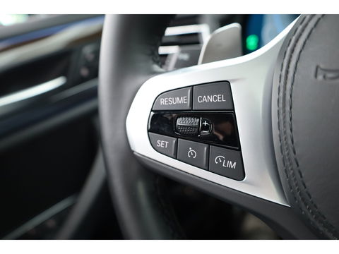 BMW X3 xDrive30e M Sport | Pano | HUD | Camera | 20'' | Leder | Keyless | Apple CarPlay