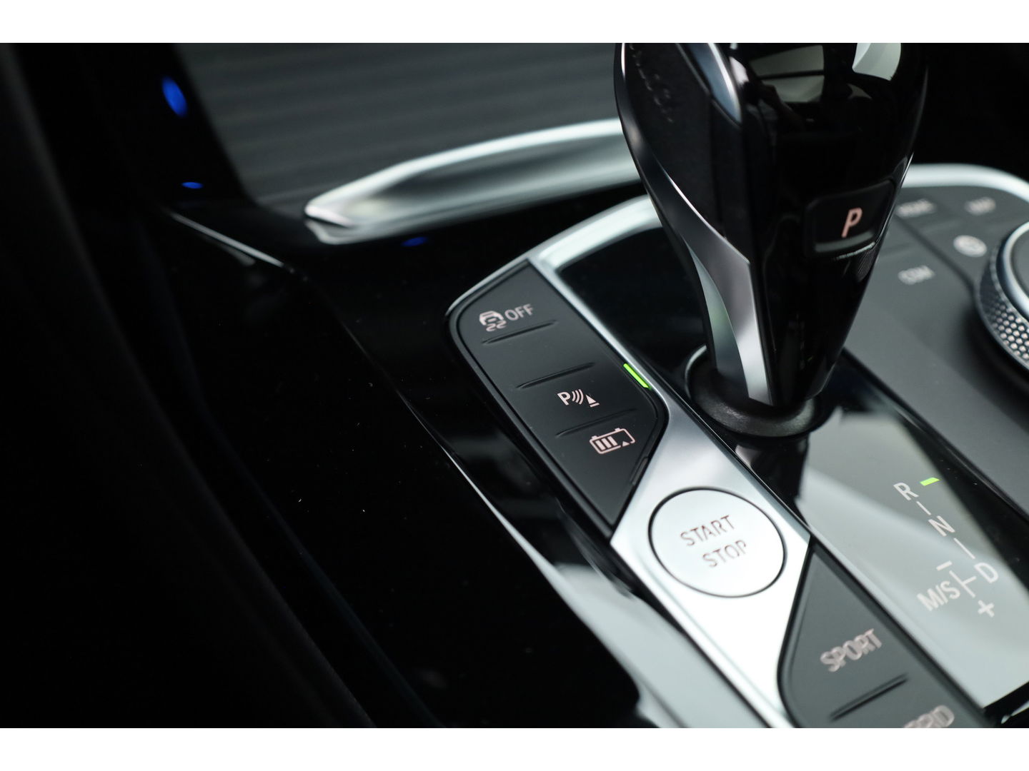 BMW X3 xDrive30e M Sport | Pano | HUD | Camera | 20'' | Leder | Keyless | Apple CarPlay