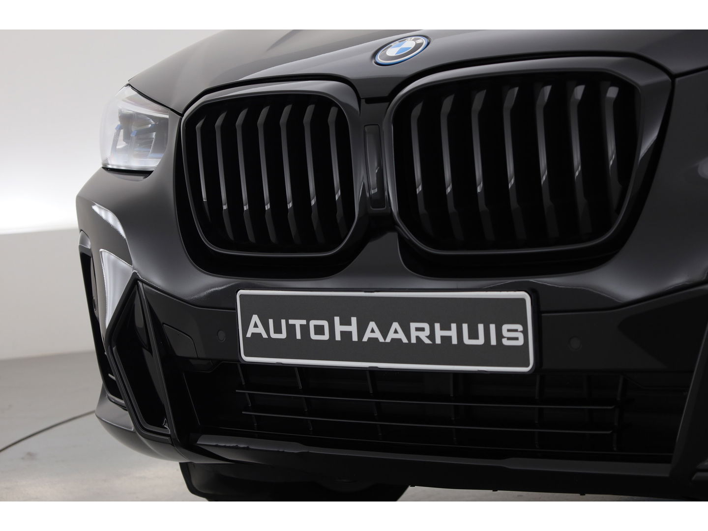 BMW X3 xDrive30e M Sport | Pano | HUD | Camera | 20'' | Leder | Keyless | Apple CarPlay