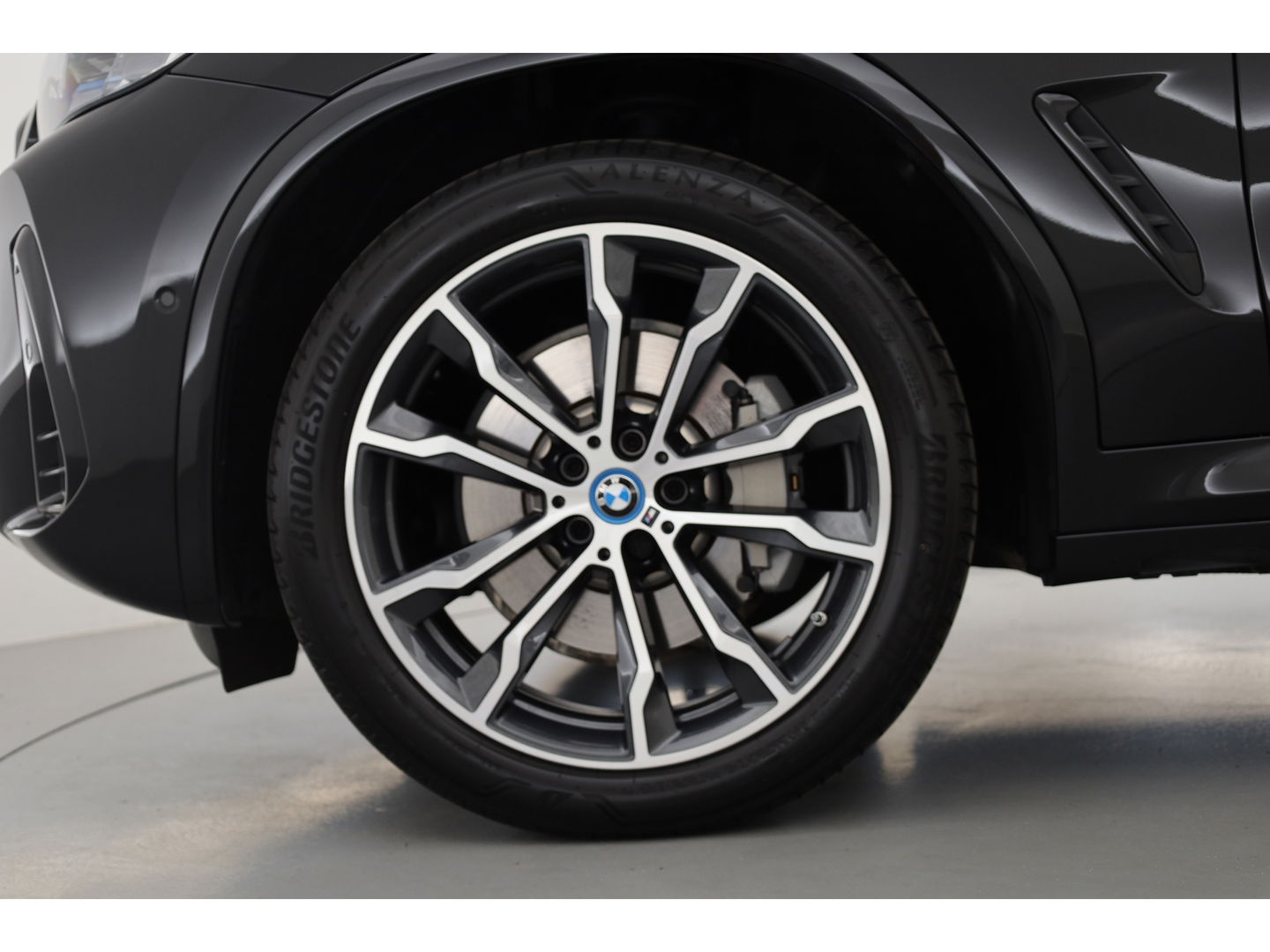 BMW X3 xDrive30e M Sport | Pano | HUD | Camera | 20'' | Leder | Keyless | Apple CarPlay