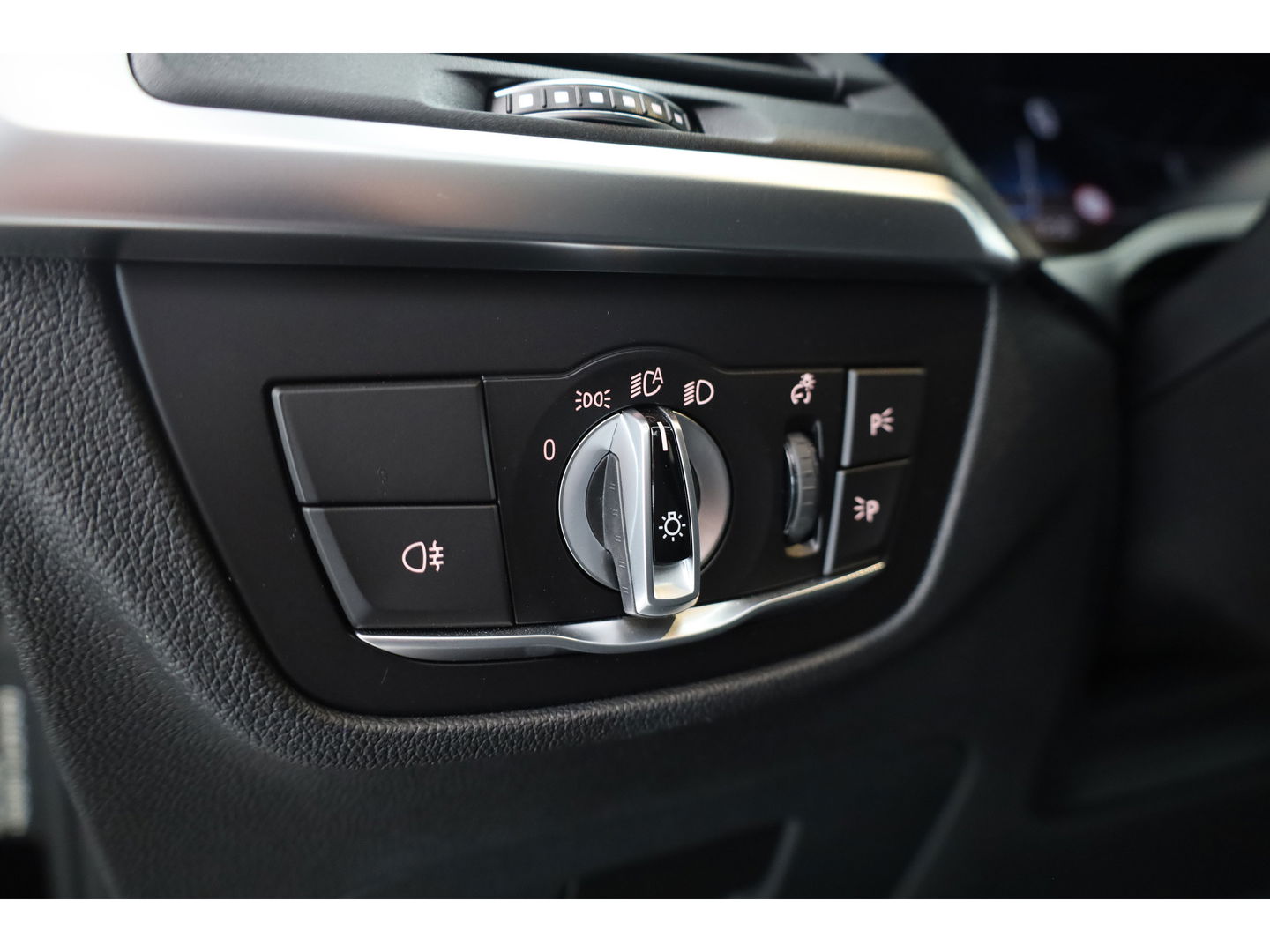 BMW X3 xDrive30e M Sport | Pano | HUD | Camera | 20'' | Leder | Keyless | Apple CarPlay