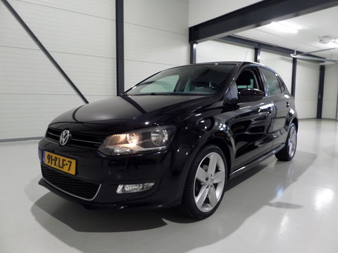Volkswagen Polo 1.4-16V Highline DSG "Origineel NL!" Automaat! Bluetooth 17"Velgen Cruise-control, van 2e eigenaar in nieuwstaat!
