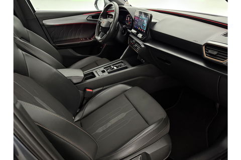 CUPRA Leon Sportstourer 1.4 e-Hybrid VZ Performance | 245PK | Panoramadak | Virtual Cockpit | Memory Seats | Sfeer | LED | Clima | Cruise | Navi | PDC | 19''LMV