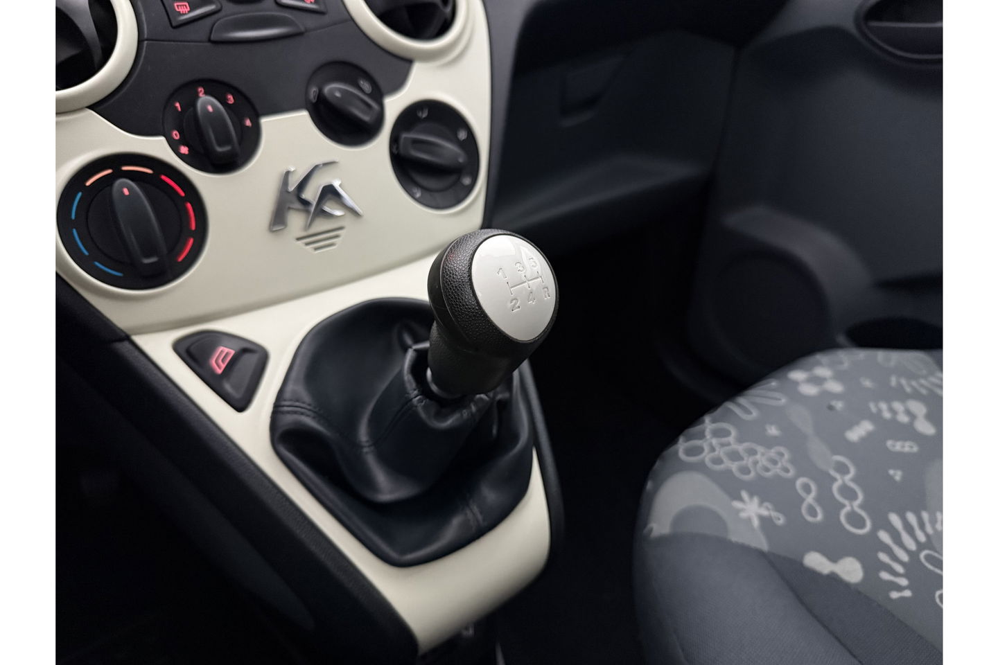 Ford Ka 1.2 Trend | Bluetooth radio | Elekrische ramen