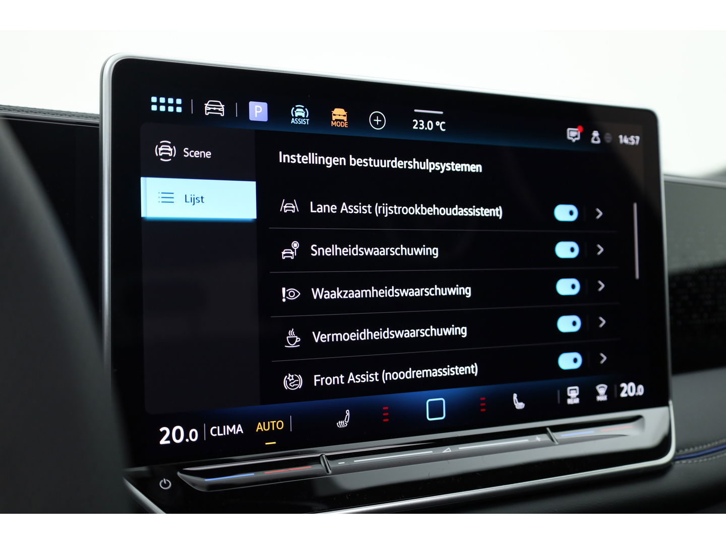 Volkswagen Tiguan 1.5 eHybrid R-Line Black Style 272pk | Pano | Massage | Adapt. Cruise | Elek. Trekhaak | IQ. Light | Camera | Keyless