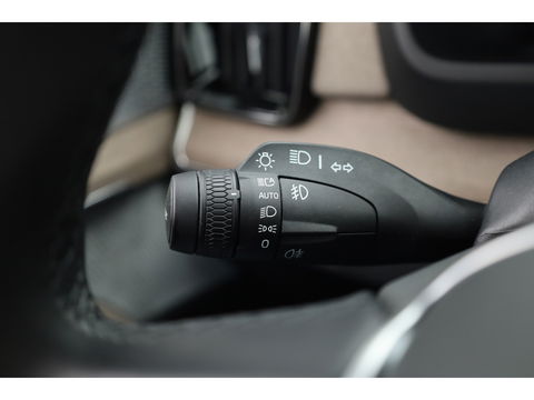 Volvo XC90 T8 Recharge Plus Dark | Luchtvering | 360cam | Stoelventi. | Bowers & Wilkins | Elek. Trekhaak | Memory seats