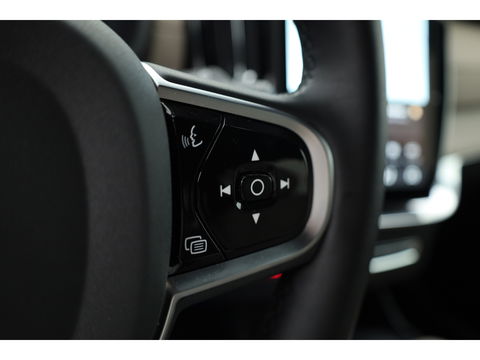Volvo XC90 T8 Recharge Plus Dark | Luchtvering | 360cam | Stoelventi. | Bowers & Wilkins | Elek. Trekhaak | Memory seats