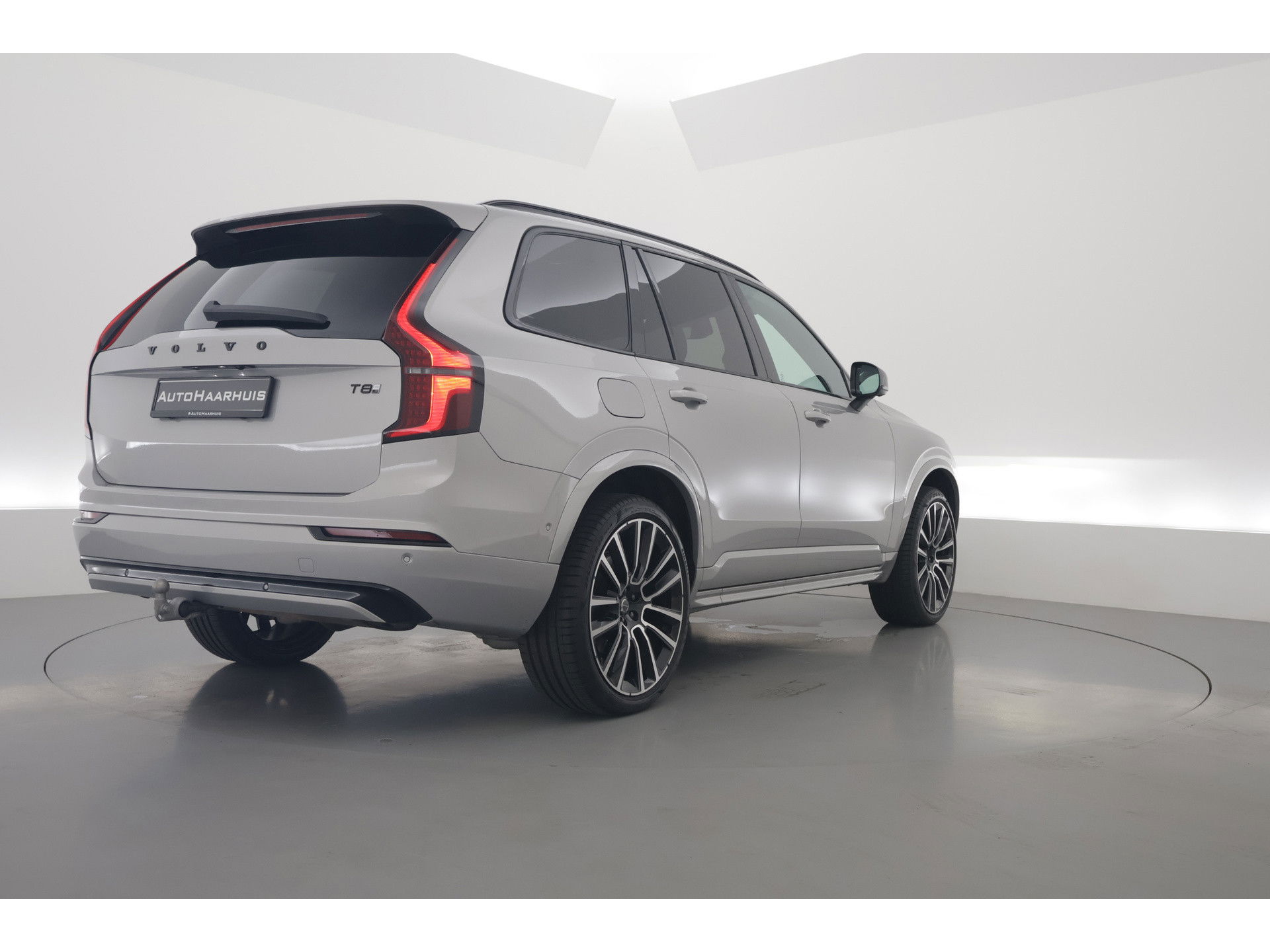 Volvo XC90 T8 Recharge Plus Dark | Luchtvering | 360cam | Stoelventi. | Bowers & Wilkins | Elek. Trekhaak | Memory seats
