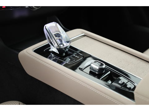 Volvo XC90 T8 Recharge Plus Dark | Luchtvering | 360cam | Stoelventi. | Bowers & Wilkins | Elek. Trekhaak | Memory seats