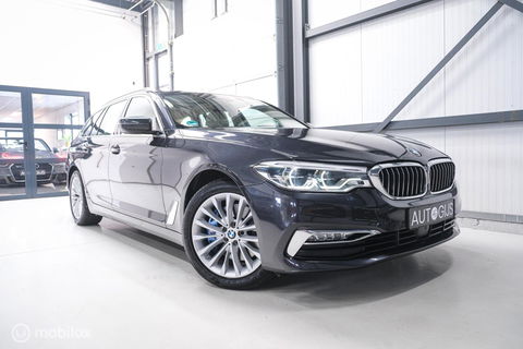 BMW 5 Serie Touring 540i xDrive High Executive 340 pk | Harman Kardon | Panorama | Memory | Stoelkoeling | Adaptive | Luchtvering | LED | NA