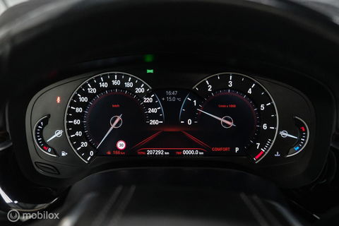 BMW 5 Serie Touring 540i xDrive High Executive 340 pk | Harman Kardon | Panorama | Memory | Stoelkoeling | Adaptive | Luchtvering | LED | NA