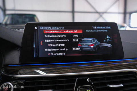 BMW 5 Serie Touring 540i xDrive High Executive 340 pk | Harman Kardon | Panorama | Memory | Stoelkoeling | Adaptive | Luchtvering | LED | NA