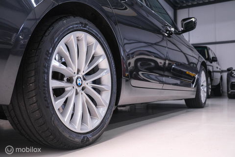 BMW 5 Serie Touring 540i xDrive High Executive 340 pk | Harman Kardon | Panorama | Memory | Stoelkoeling | Adaptive | Luchtvering | LED | NA