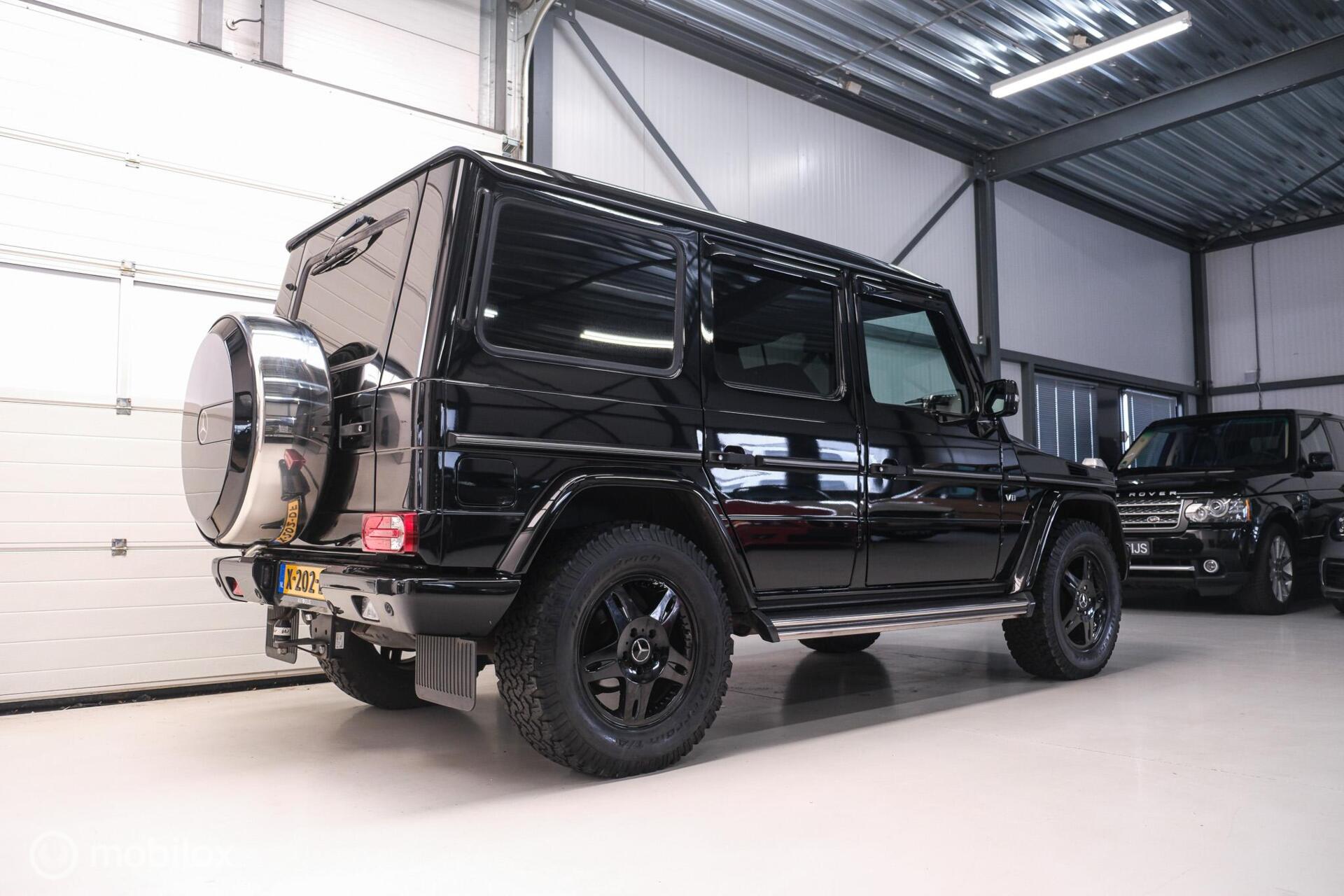 Mercedes-Benz G-Klasse 500 St.Wagon | CarPlay | Camera | Youngtimer | Trekhaak | Alcantara hemel | Rijklaar |
