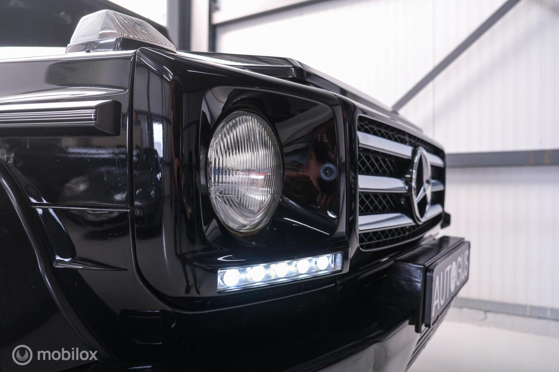 Mercedes-Benz G-Klasse 500 St.Wagon | CarPlay | Camera | Youngtimer | Trekhaak | Alcantara hemel | Rijklaar |