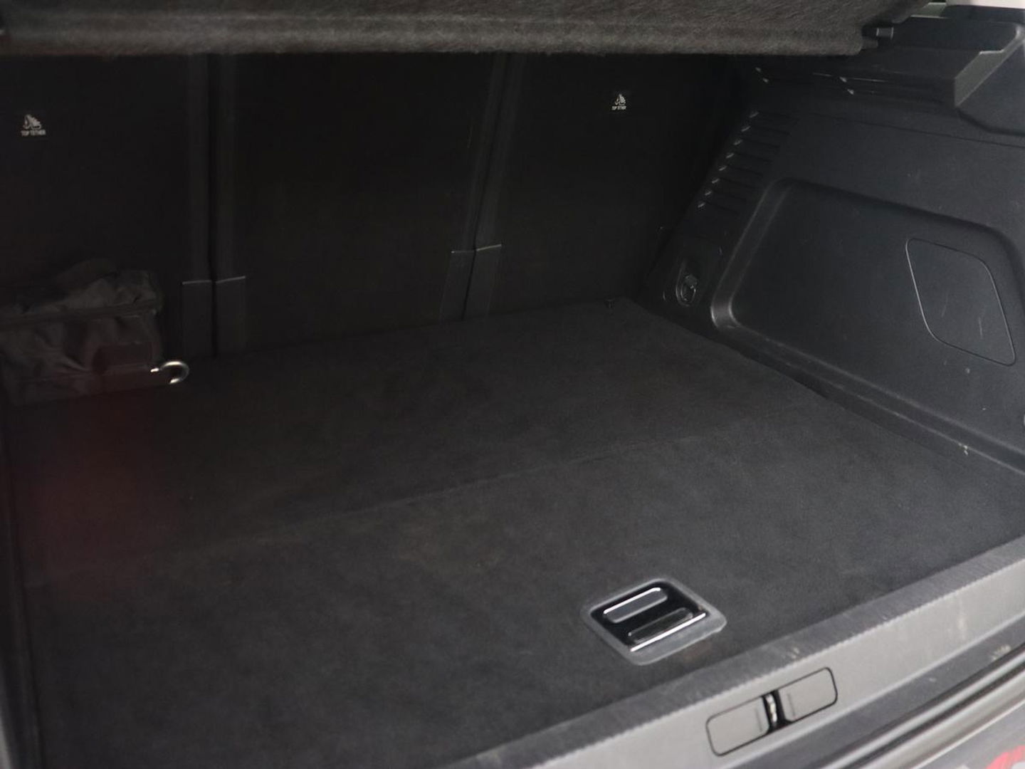 Citroën C5 Aircross 1.6 Plug-in Hybrid 225 Feel | Adaptive cruise | Leder/Alcantara | Camera | Carplay | Navigatie | Dodehoek detectie | Full LED | Keyless | PHEV