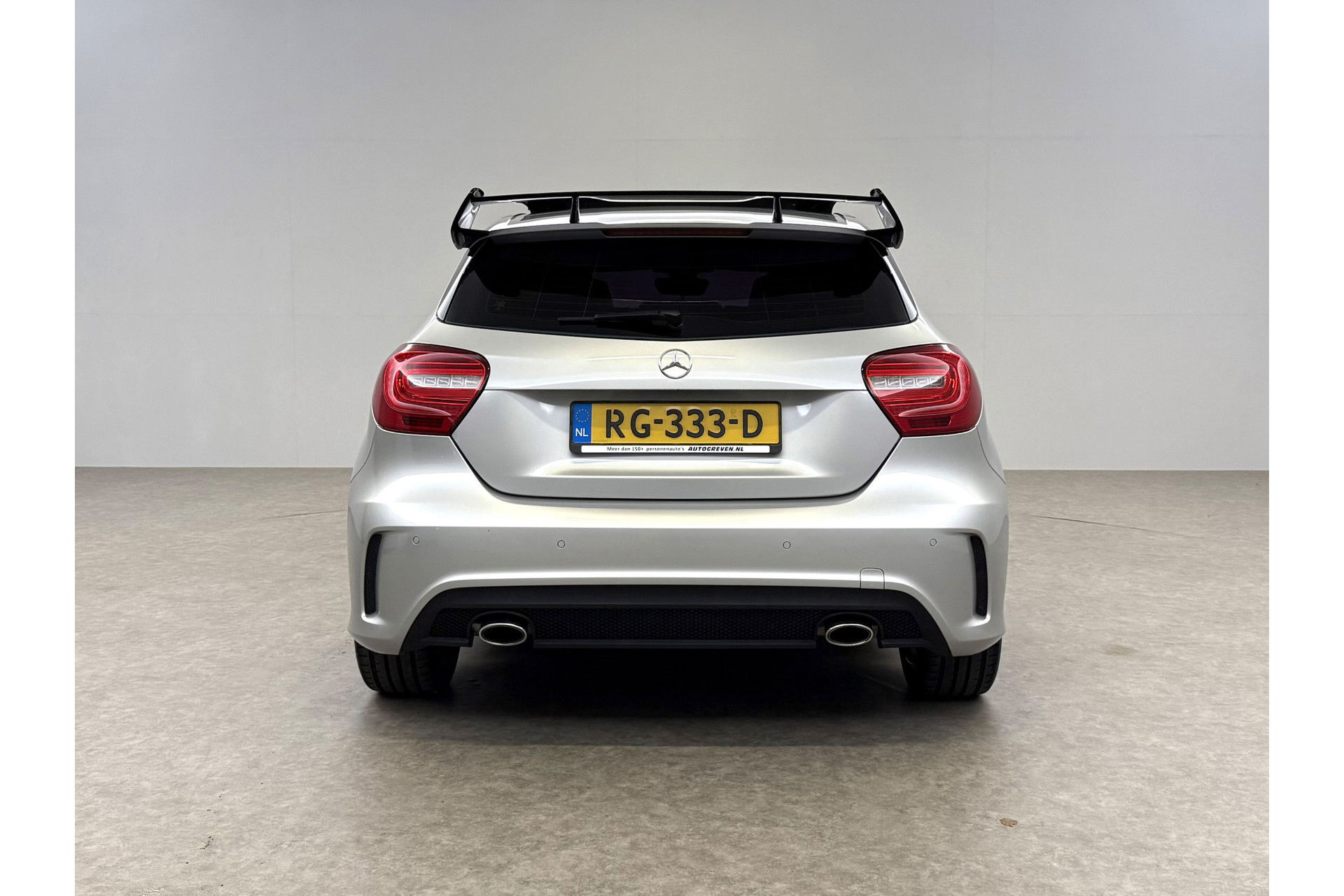 Mercedes-Benz A-Klasse 180 CDI Panoramadak | LED | Spoiler | Airco | Navi | PDC | 18"LMV