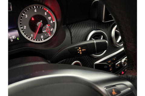Mercedes-Benz A-Klasse 180 CDI Panoramadak | LED | Spoiler | Airco | Navi | PDC | 18"LMV