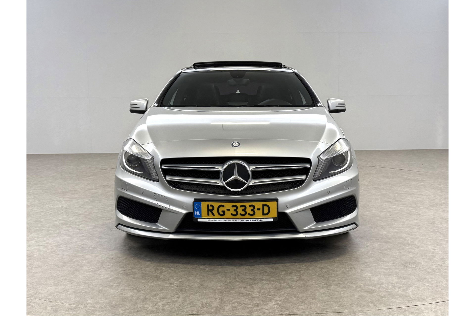 Mercedes-Benz A-Klasse 180 CDI Panoramadak | LED | Spoiler | Airco | Navi | PDC | 18"LMV