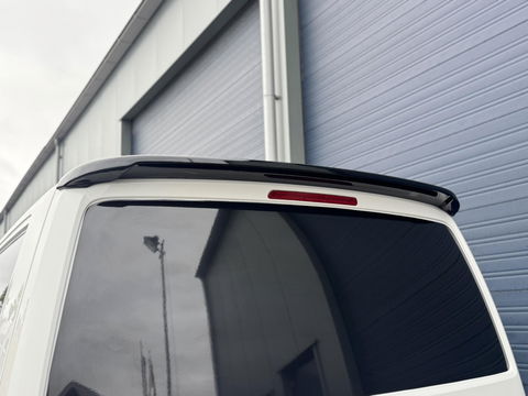 Volkswagen Transporter 2.0 TDI L2H1 Trendline DUBBEL CABINE / AIRCO / LEER / VERLAAGD / SPOILERS