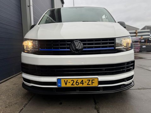Volkswagen Transporter 2.0 TDI L2H1 Trendline DUBBEL CABINE / AIRCO / LEER / VERLAAGD / SPOILERS