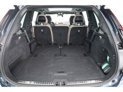 Volvo XC90 2.0 T8 Plug-in hybrid AWD Ultra Bright | Luchtvering | Massage | B&W Audio | Pano-dak | Stoelvent. |  Head-up | 360 camera |