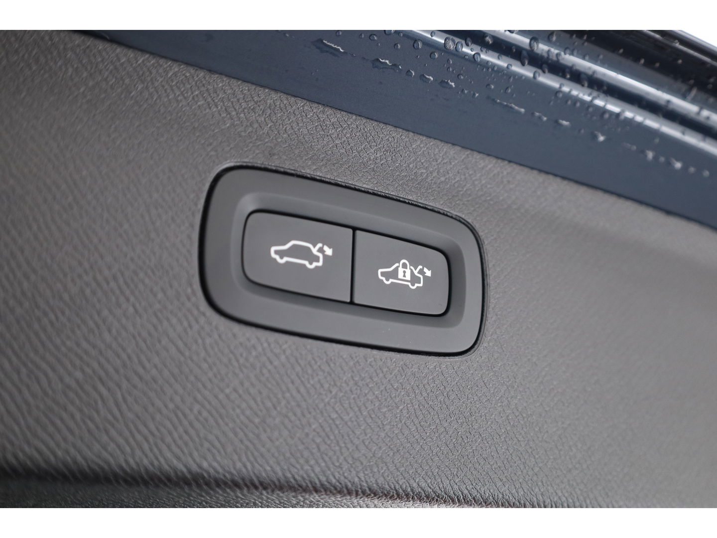 Volvo XC90 2.0 T8 Plug-in hybrid AWD Ultra Bright | Luchtvering | Massage | B&W Audio | Pano-dak | Stoelvent. |  Head-up | 360 camera |