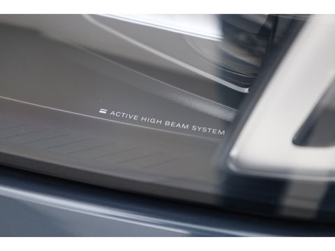Volvo XC90 2.0 T8 Plug-in hybrid AWD Ultra Bright | Luchtvering | Massage | B&W Audio | Pano-dak | Stoelvent. |  Head-up | 360 camera |