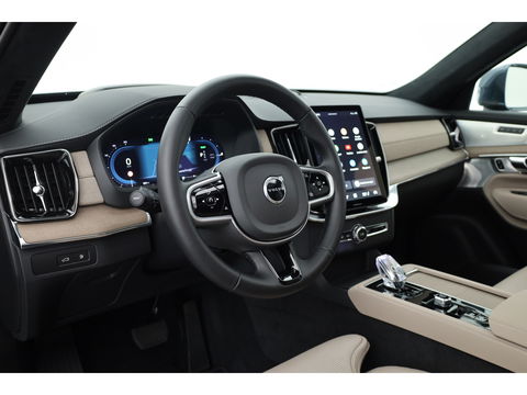 Volvo XC90 2.0 T8 Plug-in hybrid AWD Ultra Bright | Luchtvering | Massage | B&W Audio | Pano-dak | Stoelvent. |  Head-up | 360 camera |