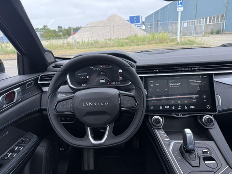 Lynk & Co 01 1.5 Memory seats l pano l 360 I Plug in