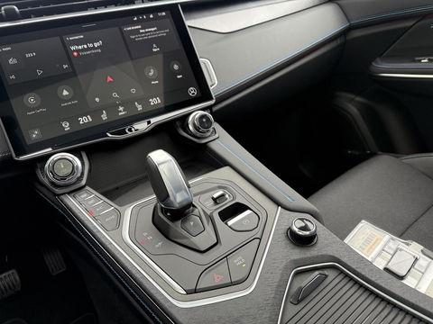 Lynk & Co 01 1.5 Memory seats l pano l 360 I Plug in