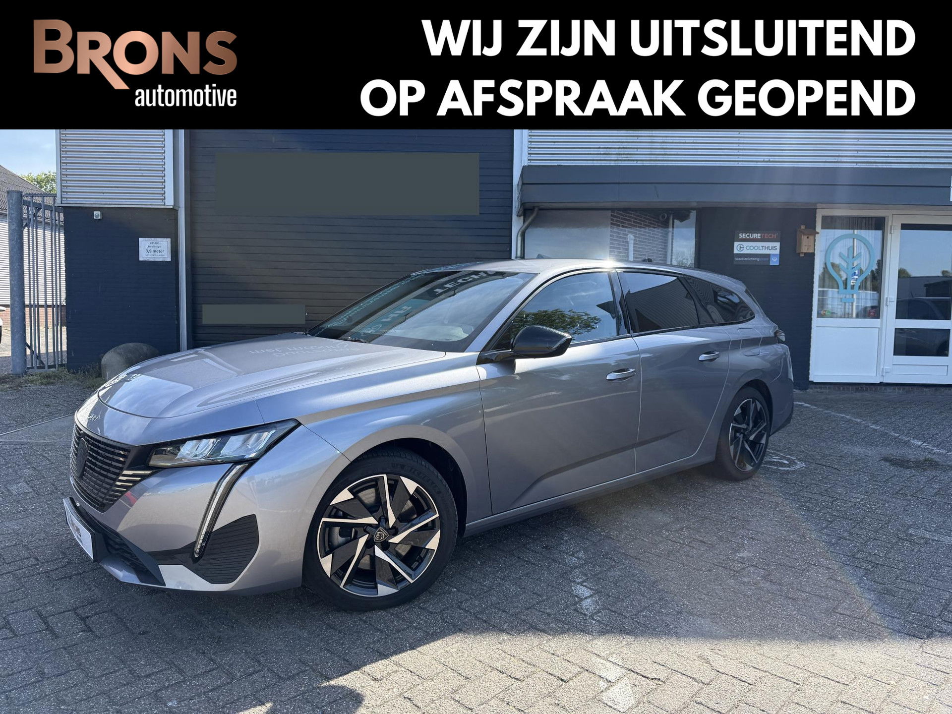Peugeot 308 1.6 Plug in Hybrid 180 Allure