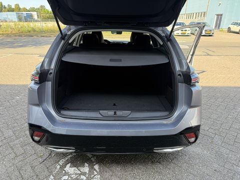 Peugeot 308 1.6 Plug in Hybrid 180 Allure