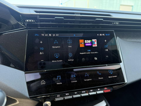 Peugeot 308 1.6 Plug in Hybrid 180 Allure