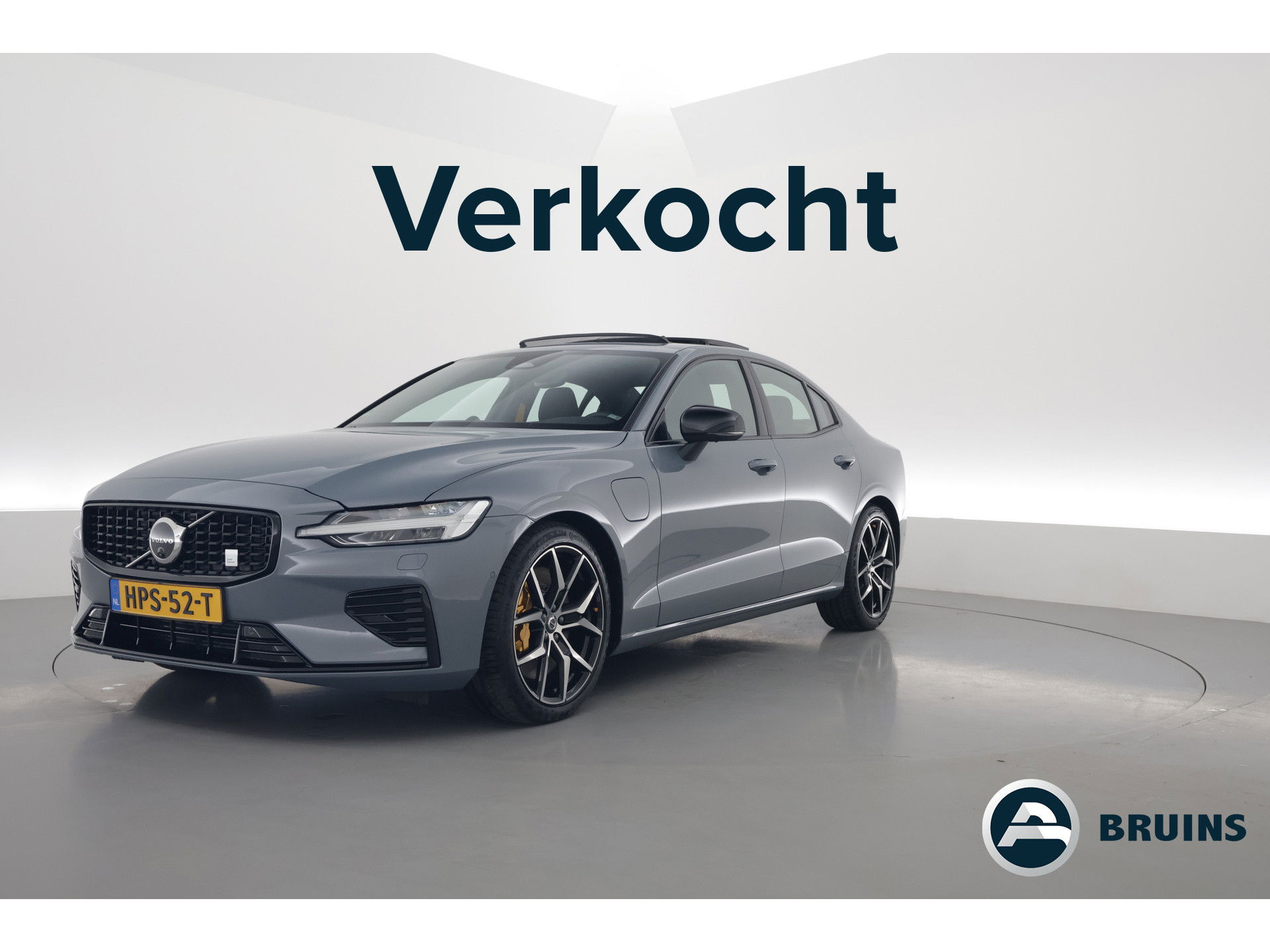Volvo S60 T8 Polestar Engineered '455pk' | Pano-dak | Bowers & Wilkins Audio | 360 camera | Gelaagd glas |