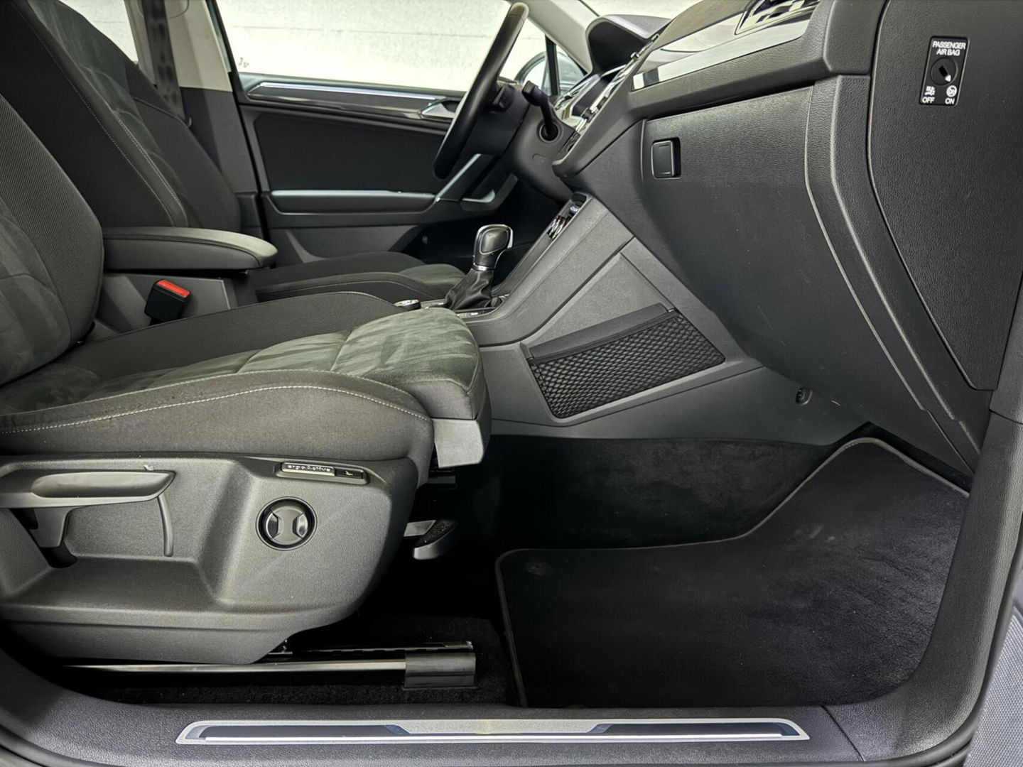 Volkswagen Tiguan 1.4 TSI 4Motion R-Line Pano Virtual Trekh. NAP