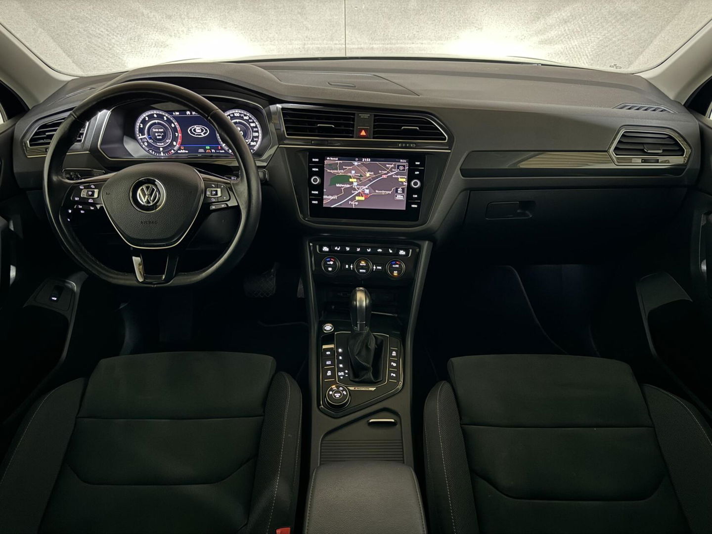 Volkswagen Tiguan 1.4 TSI 4Motion R-Line Pano Virtual Trekh. NAP