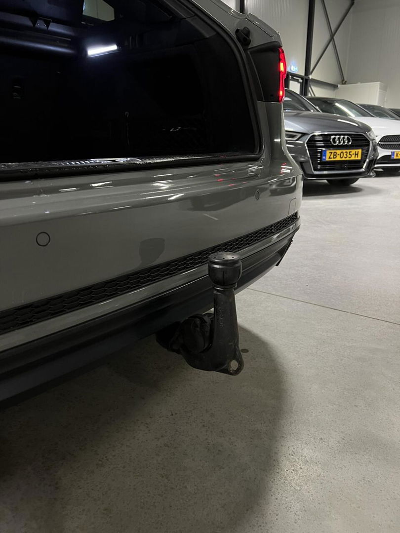 Audi A4 Avant 2.0 TFSI S-line Pano Virtual Black Edition VOL